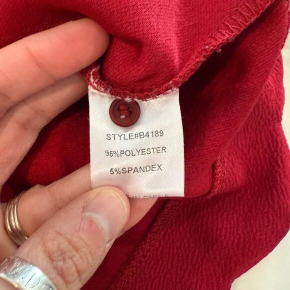 Jodifl Long Bell Sleeve Scalloped Hem Blouse Women’s Medium Bright Red Keyhole - Picture 6 of 7